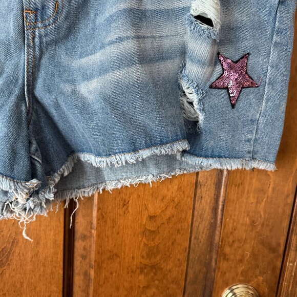 Forever 21+ Light Rinse Distressed Shorts w/Pink Sequined Stars Size 18 - Picture 4 of 10